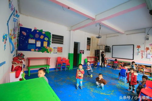 幼儿园老师让宝宝带烟盒,弄得父母只能去街上捡